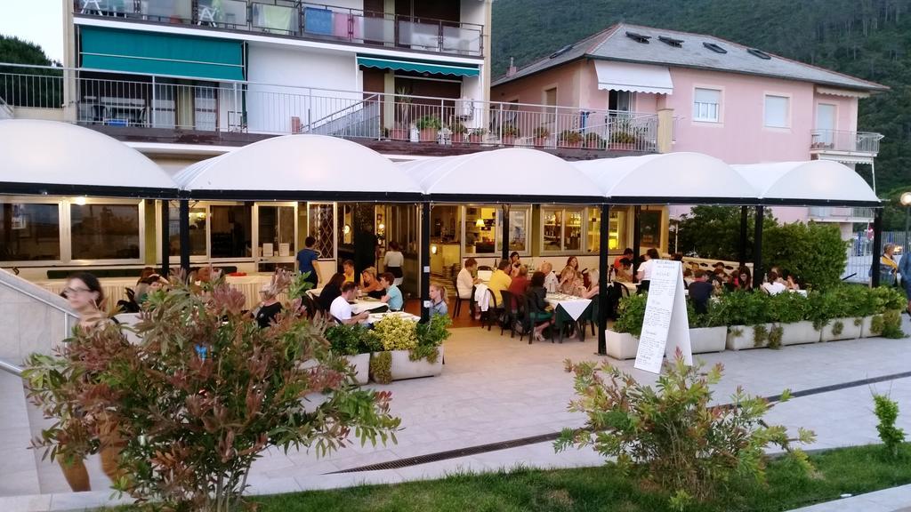 Albergo La Lampara Deiva Marina Zewnętrze zdjęcie