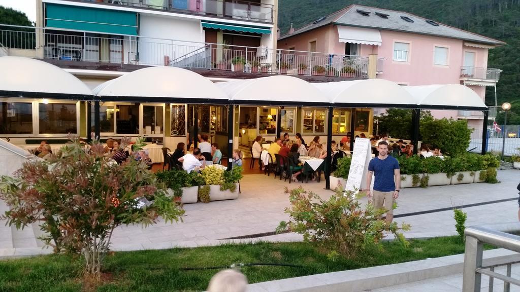 Albergo La Lampara Deiva Marina Zewnętrze zdjęcie